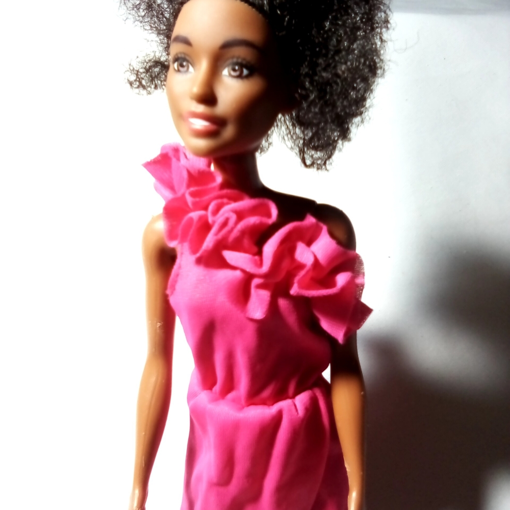 Barbie Doll With 2 Vintage Pink Dresses And Damaged Hands